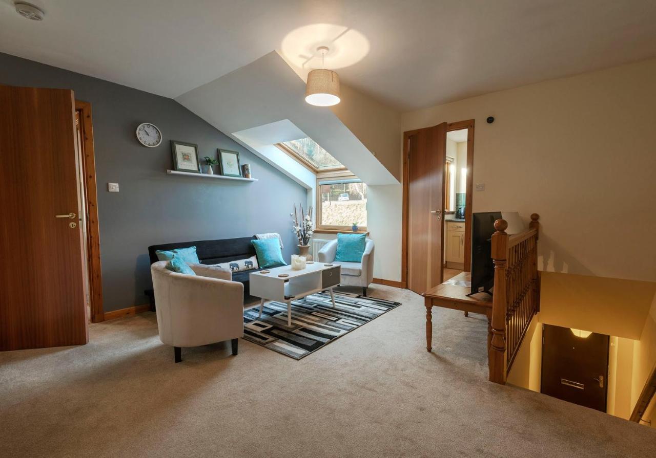 Stylish 2 Bedroom - 2 Miles Inverness City Centre Kültér fotó
