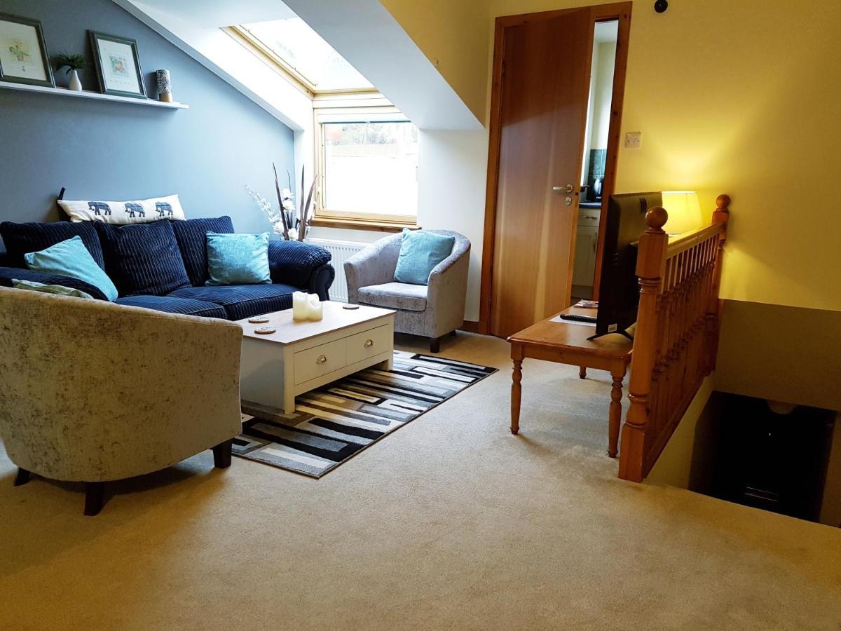 Stylish 2 Bedroom - 2 Miles Inverness City Centre Kültér fotó