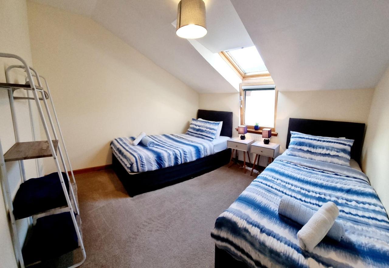 Stylish 2 Bedroom - 2 Miles Inverness City Centre Kültér fotó